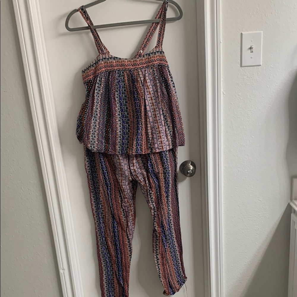 XiRENA Pink and Blue Jumpsuit with Spaghetti Straps